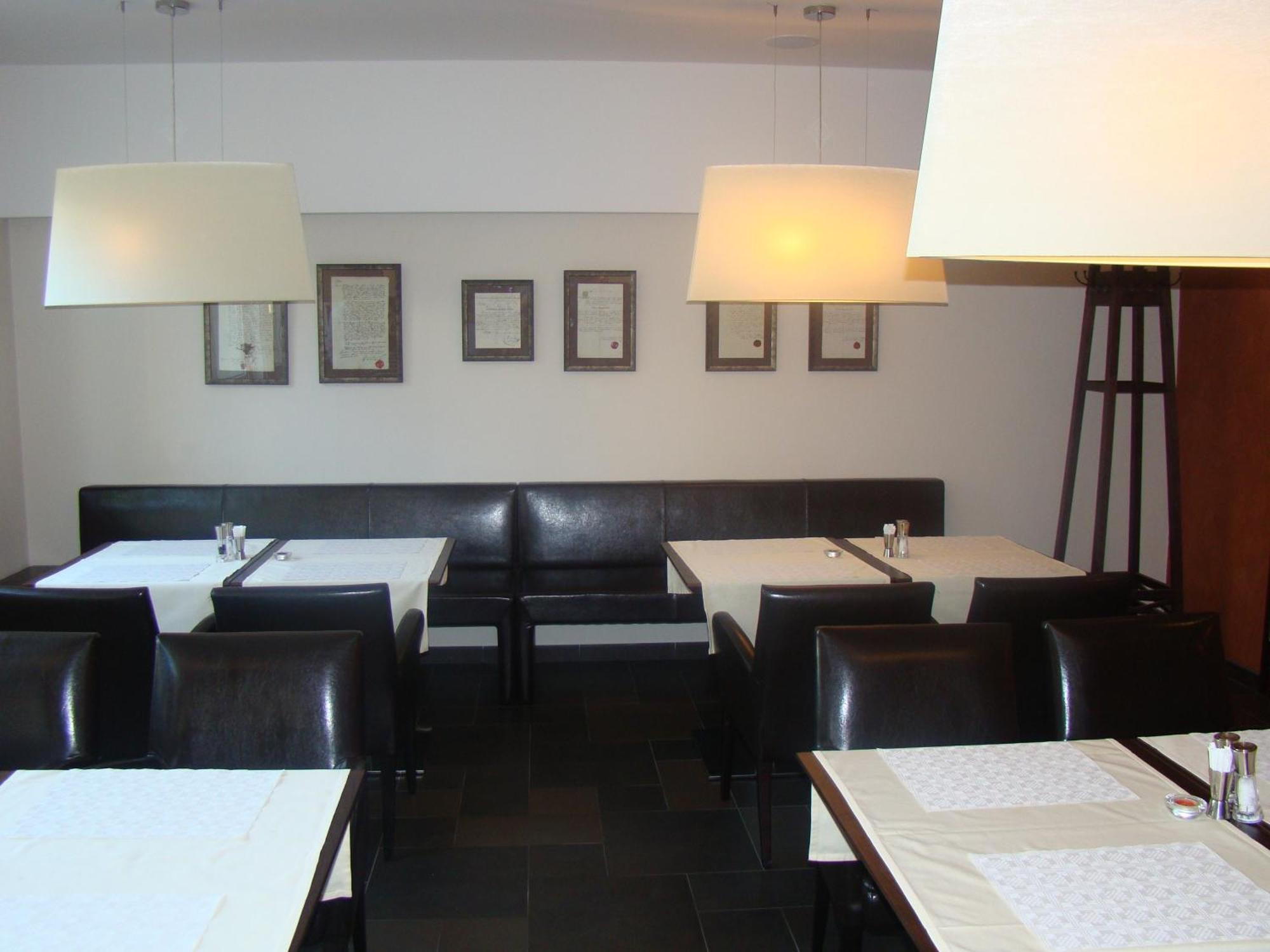 Penzion Royal Trencin Luaran gambar